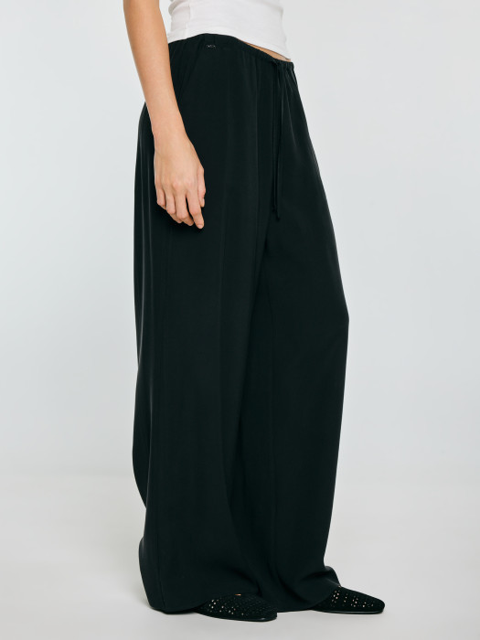 Dámske nohavice ARAKIA 906